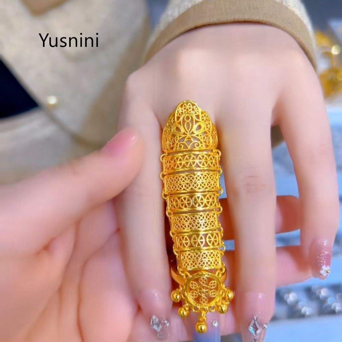 Ethnic Fashion In Dubai - Nouvelle bague pour femme style ethnique