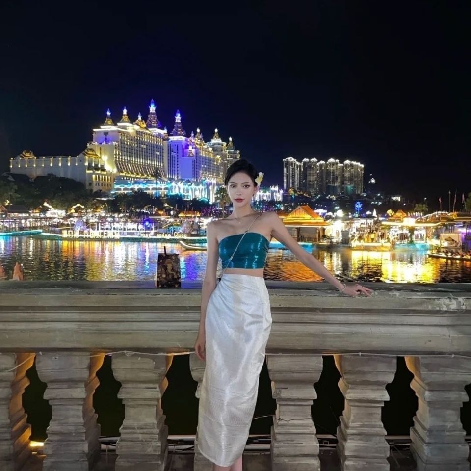 Tenue nationale thaïlandaise,  - Batik Sarong Wrap avis et prix
